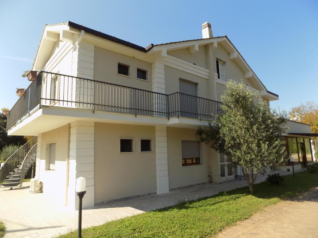 Guesthouse Il Ciliegio Sorbo Serpico Екстериор снимка